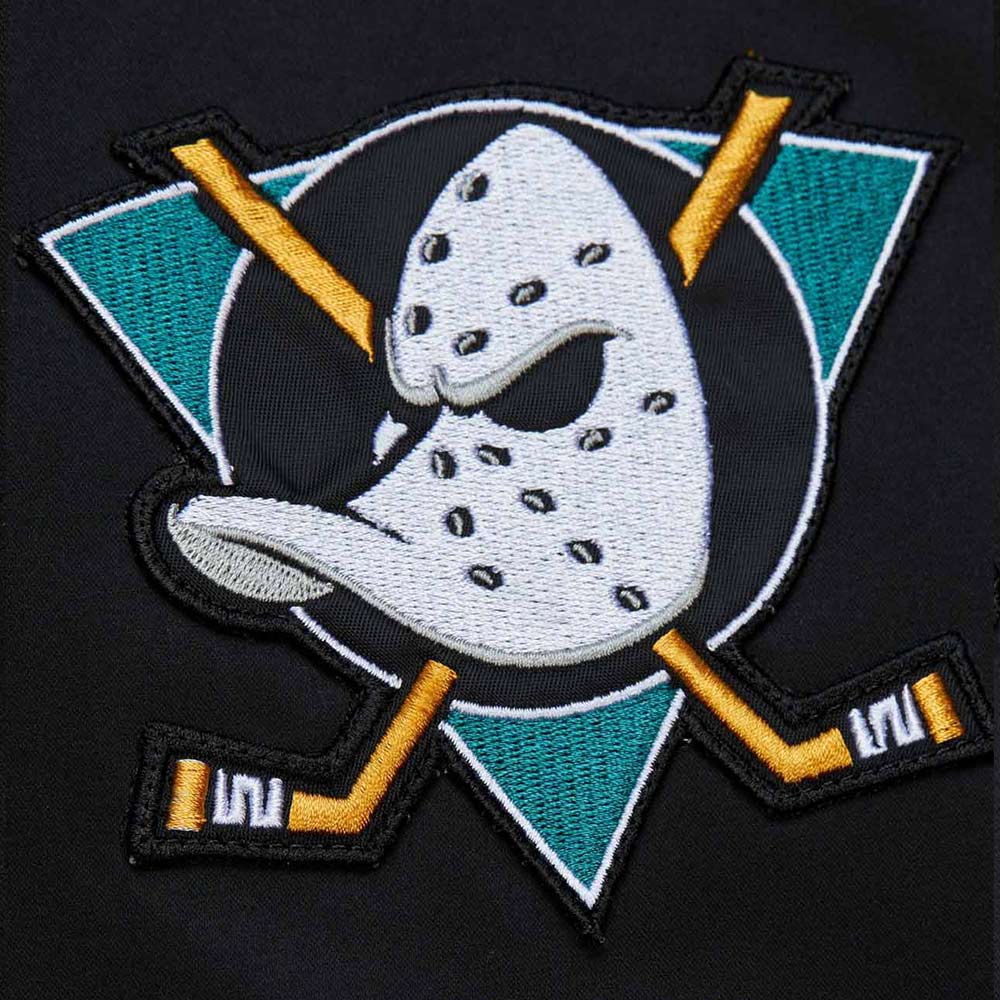 Anaheim Ducks Vintage Logo Lightweight Satin Jacket - Image 4