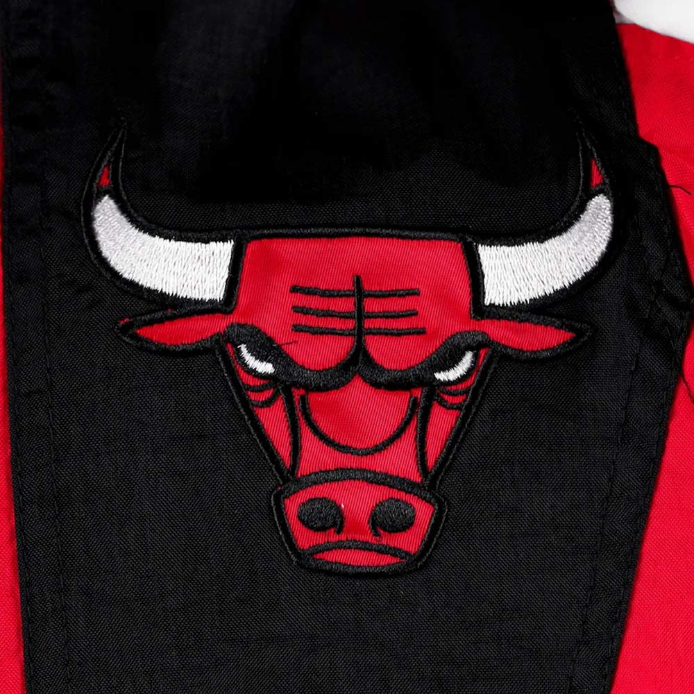 Chicago Bulls Body Check Half-Zip Hooded Jacket - Image 4