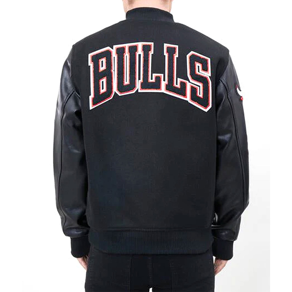 Classic Chicago Bulls Varsity Wool/Leather Jacket - Image 18