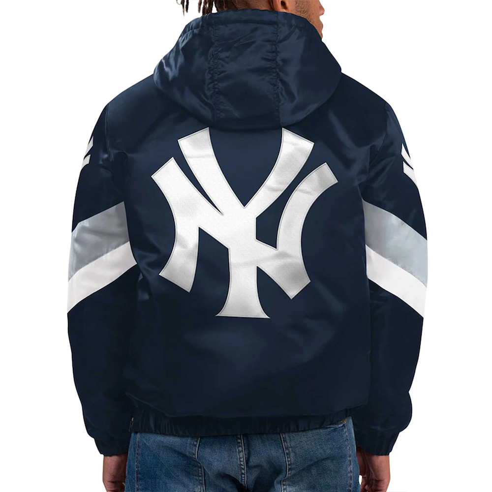 Force Play II NY Yankees Hoodie Half-Zip Jacket - Image 2