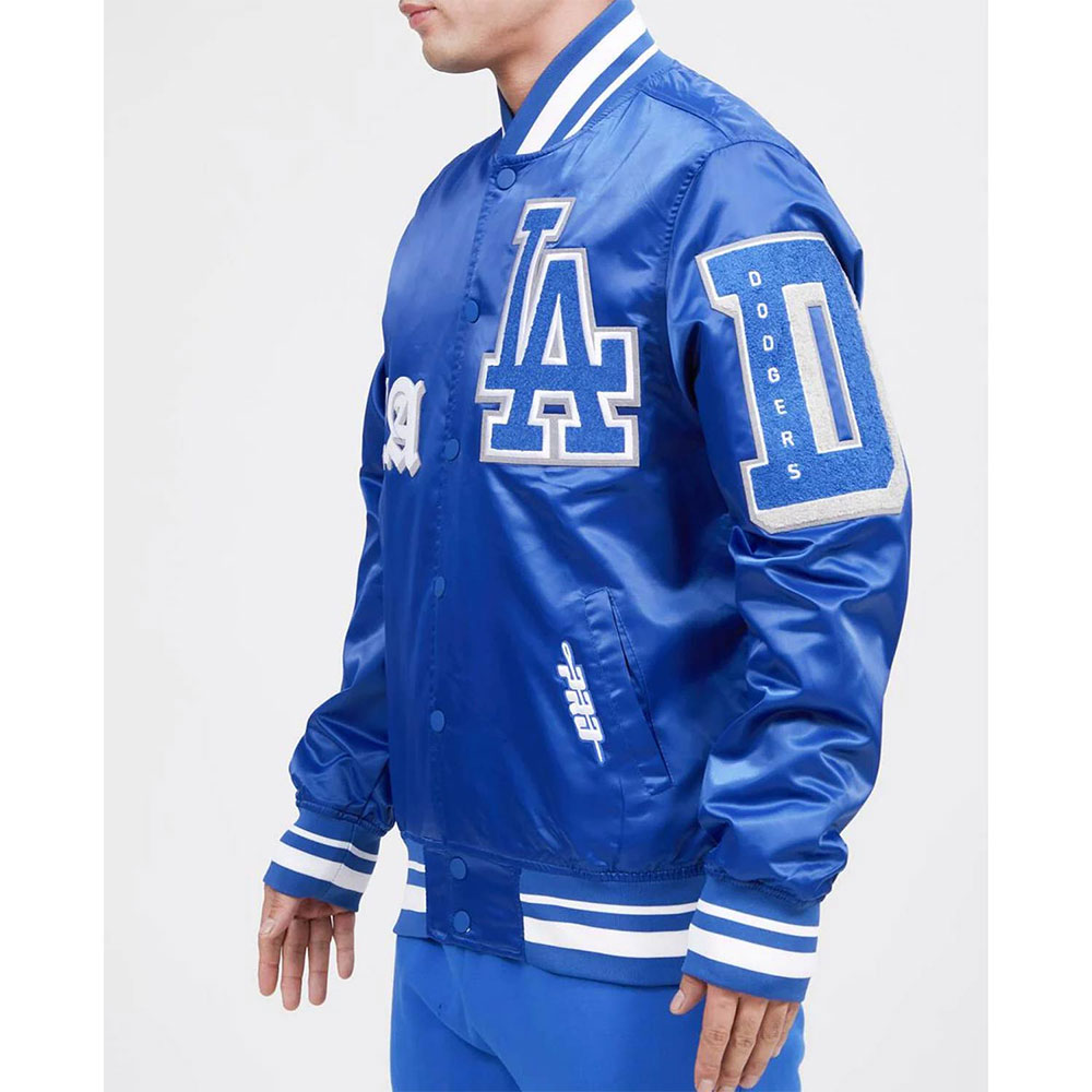 LA Dodgers Old English Blue Jacket - Image 7