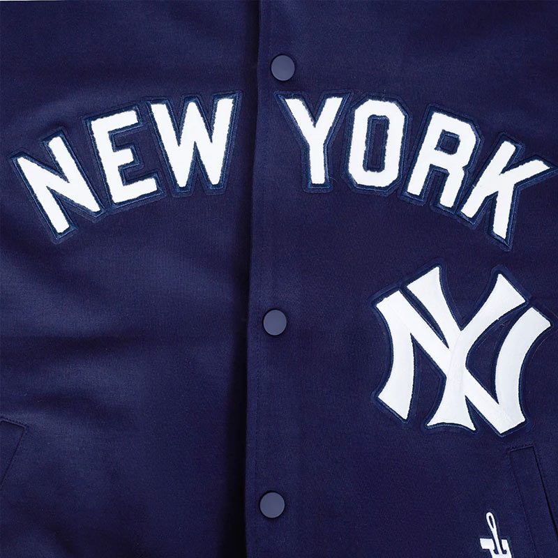 NY Yankees Logo Game Day Navy/Black Jacket - Image 10