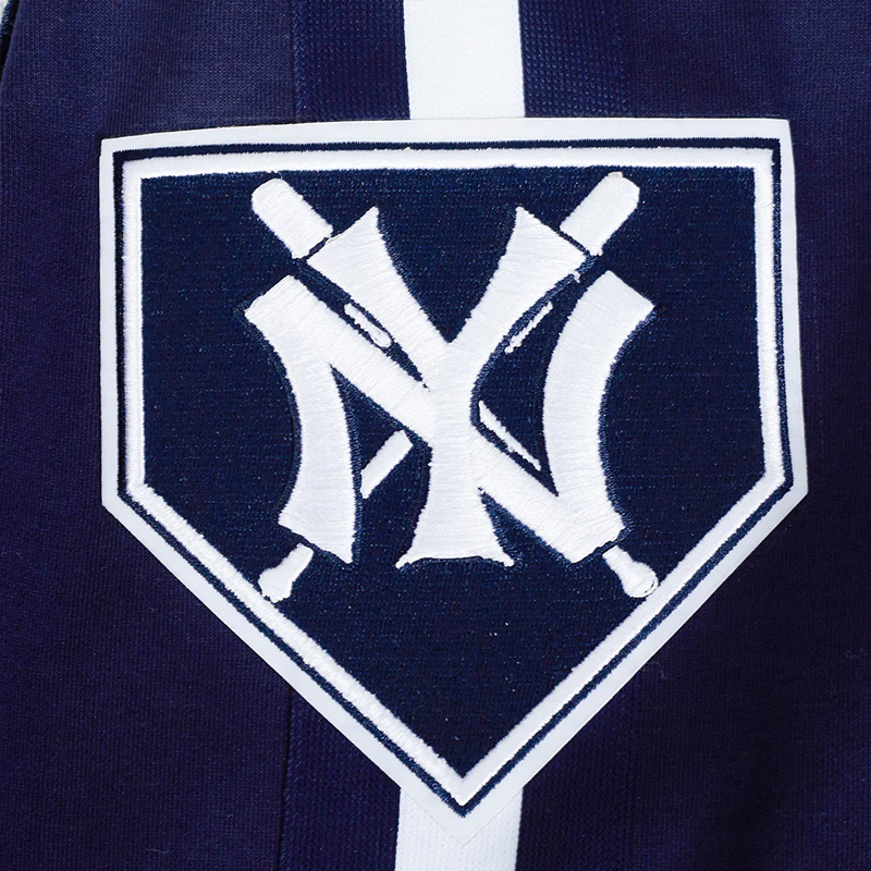 NY Yankees Logo Game Day Navy/Black Jacket - Image 11