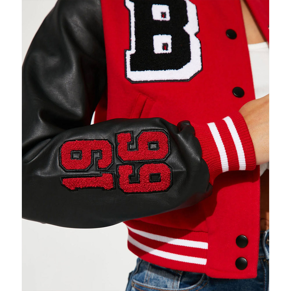 Women’s Chicago Bulls Cropped Varsity Jacket - Image 5